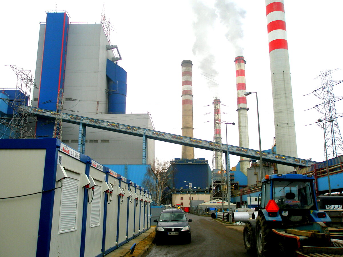 Mobile prefabricated complex